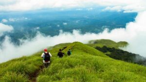 8.-chembra-peak-trek-1024x577